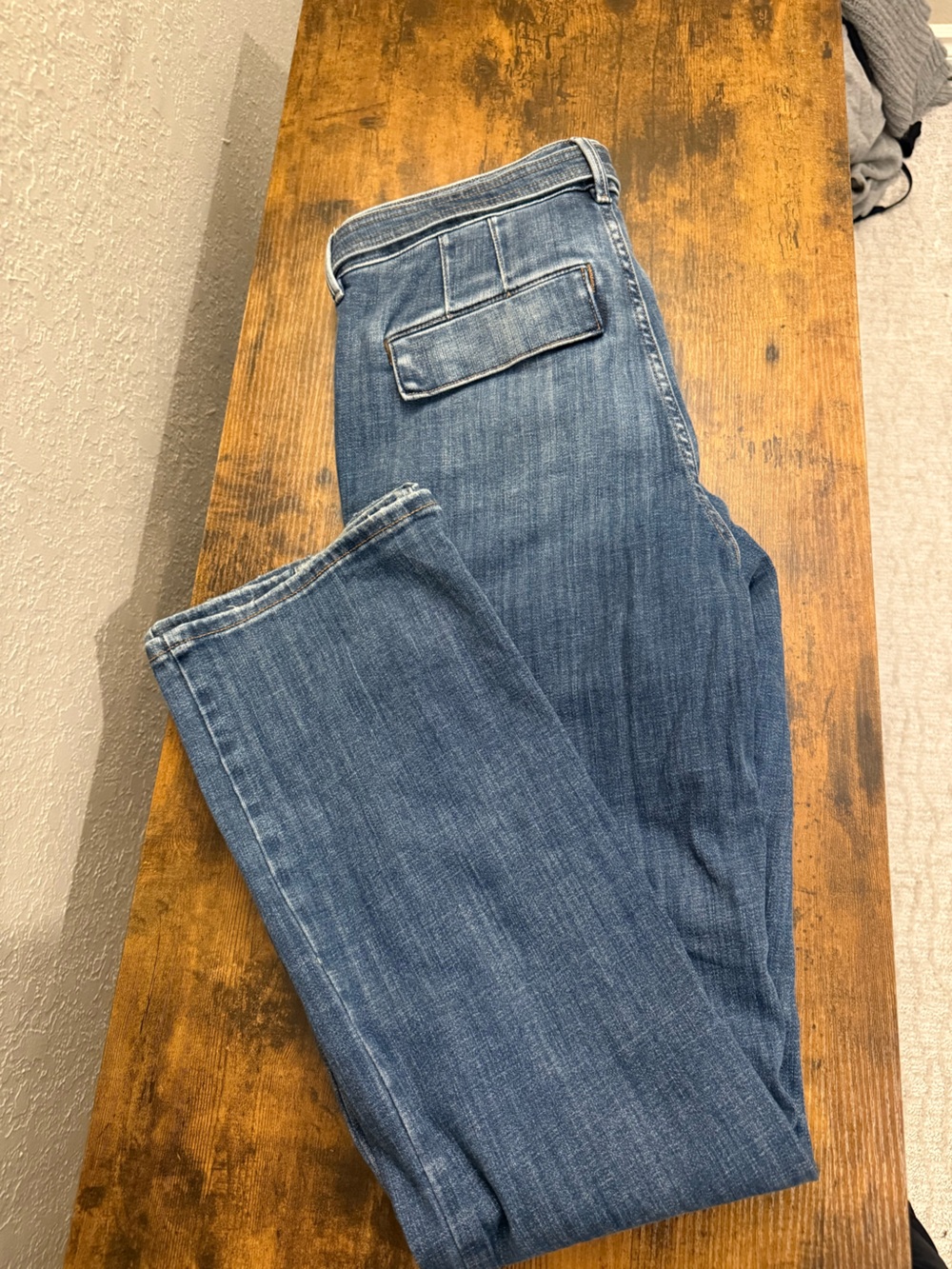 White House Black Market Women’s High Rise Curvy Boot Cut Jeans